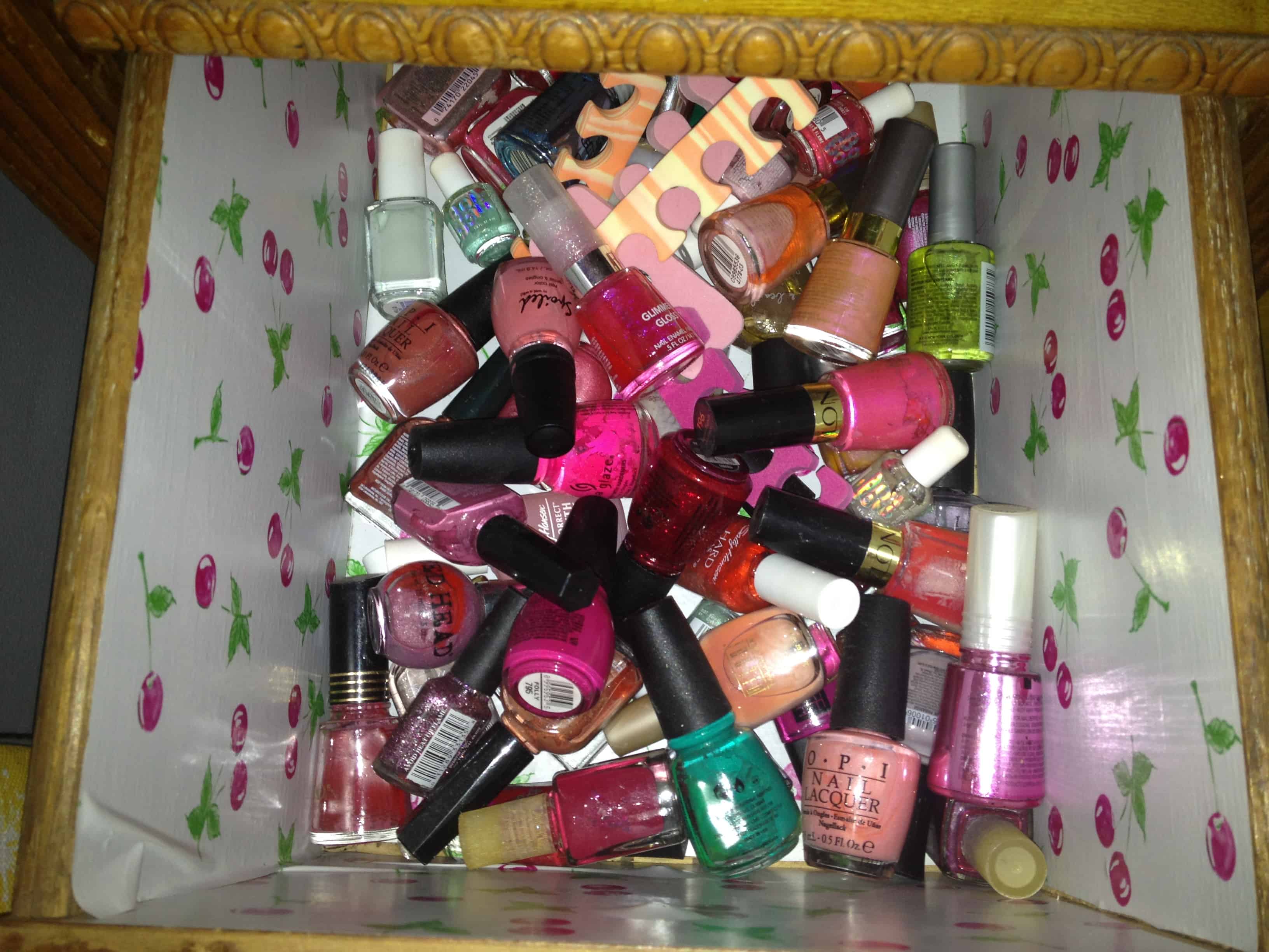 Quick & Easy Nail Polish Organization