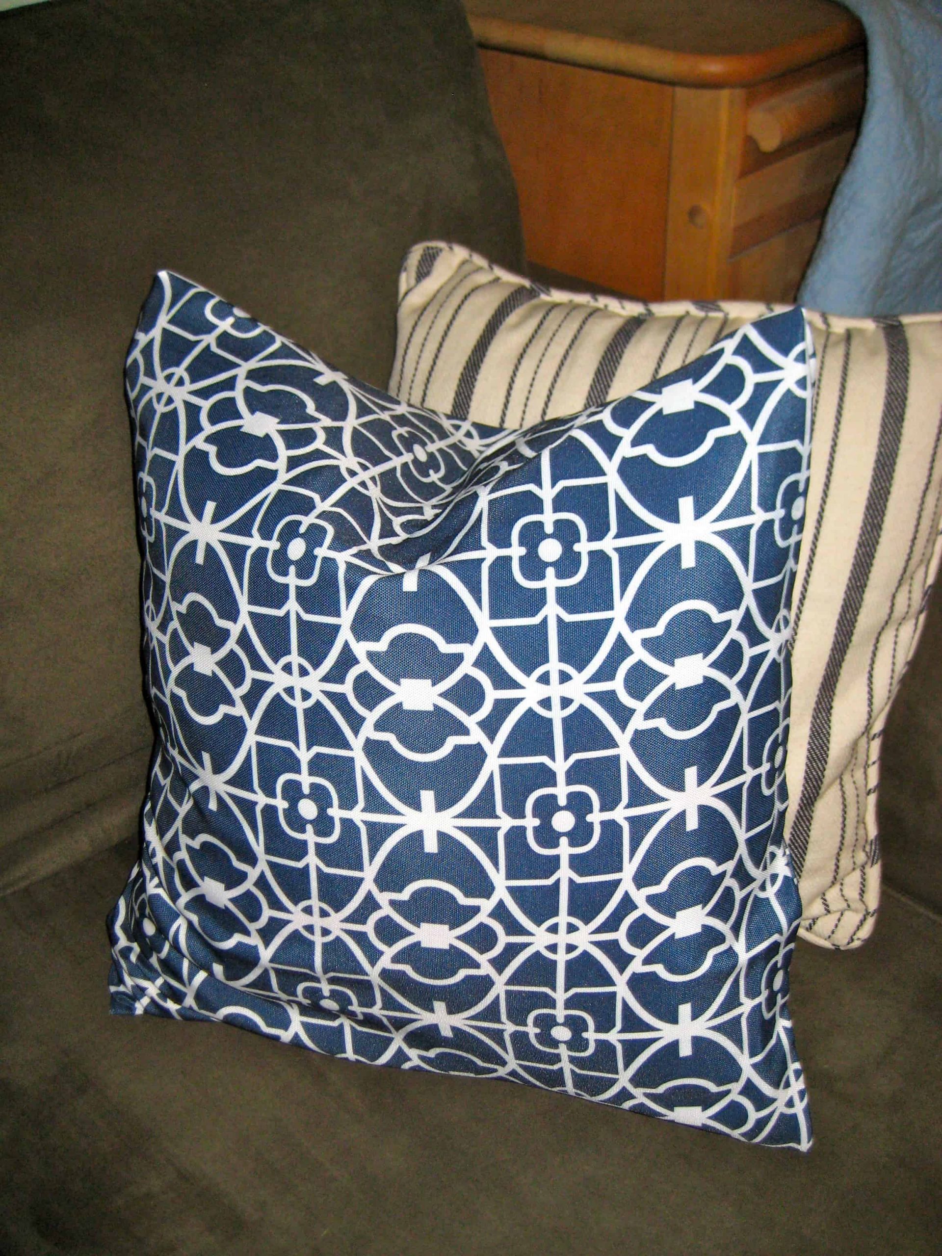 DIY Envelope Style No Sew Pillow Cover - Charleston Crafted