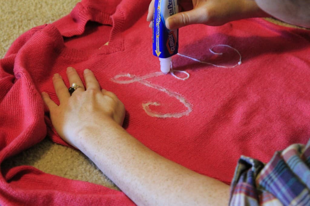 DIY Monogrammed Sweater Inspired by Lilly Pulitzer - Charleston Crafted