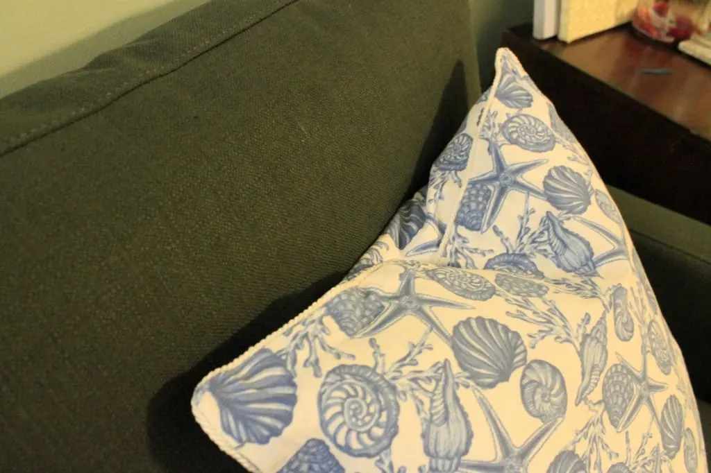 No Sew Pillow Cover with Piping - Charleston Crafted