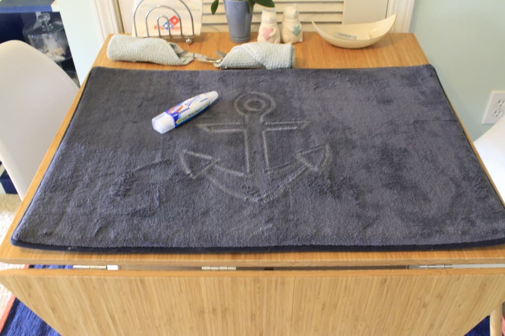 DIY Bleach Pen Anchor Mat - Charleston Crafted