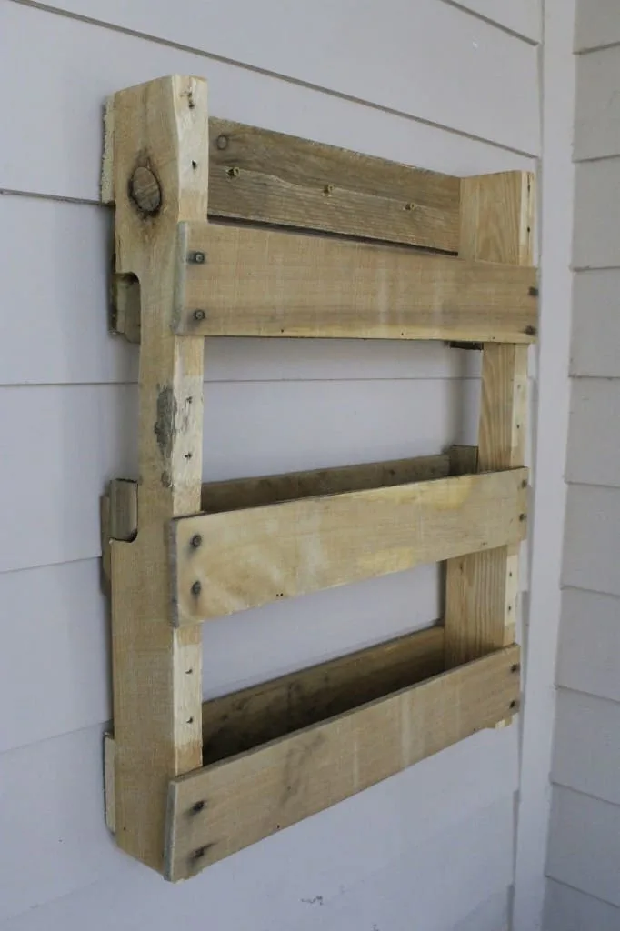 Wooden Pallet Herb Garden - Charleston Crafted