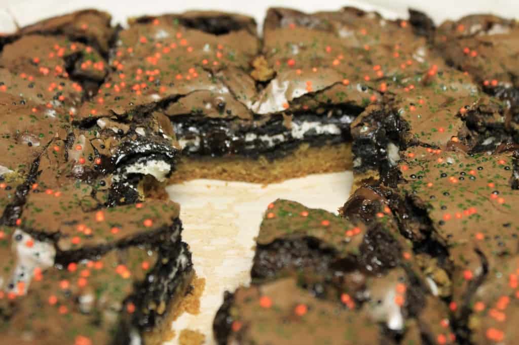 Peanut Butter Oreo Cookie Brownies - Charleston Crafted