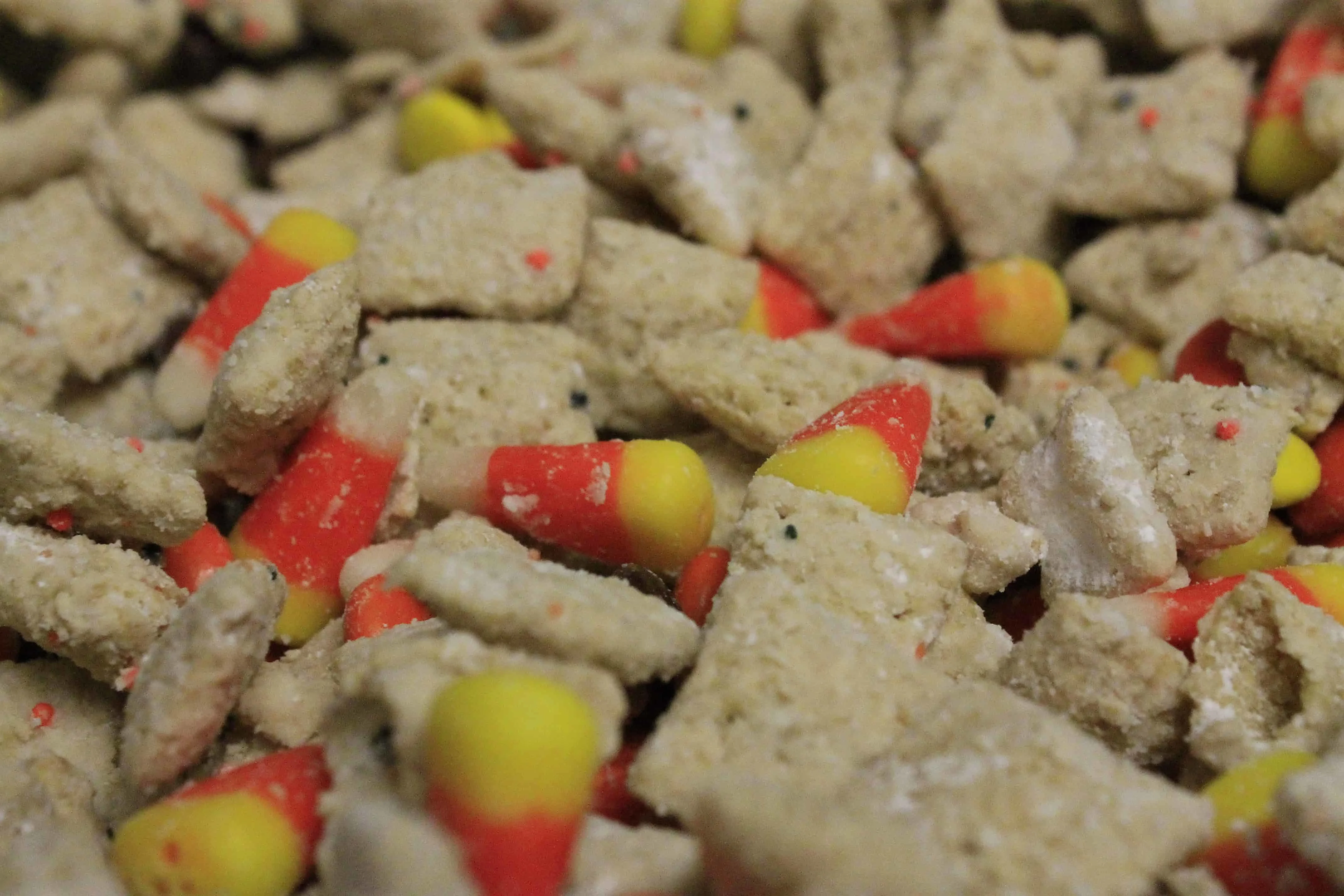 Halloween Puppy Chow - Charleston Crafted