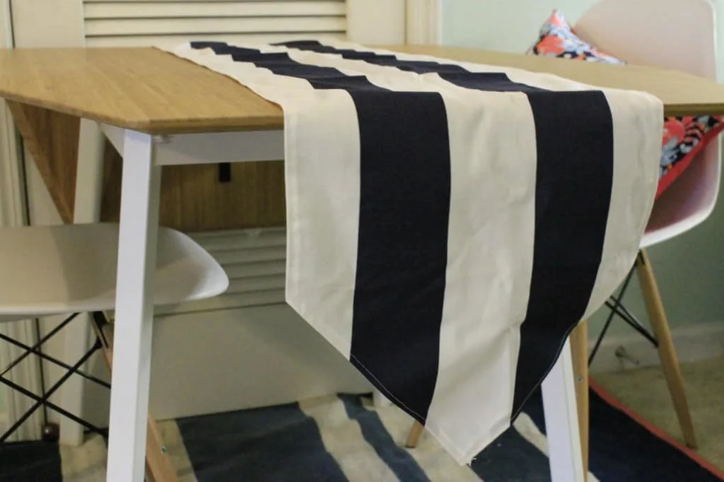 DIY Table Runner with a pointed end - charleston crafted