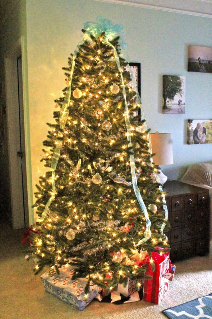 Coastal Christmas Tree - Charleston Crafted