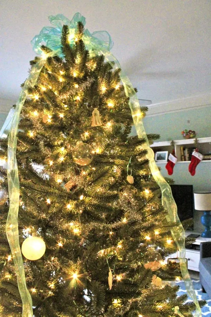 Coastal Christmas Tree - Charleston Crafted