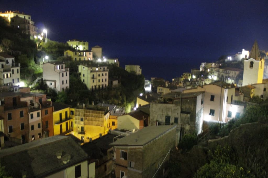 Italian Honeymoon - Cinque Terre - Charleston Crafted