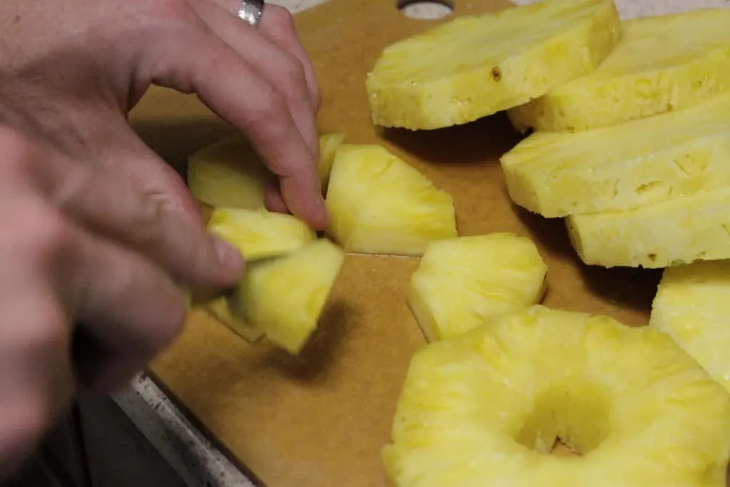 How to Cut a Pineapple - Charleston Crafted