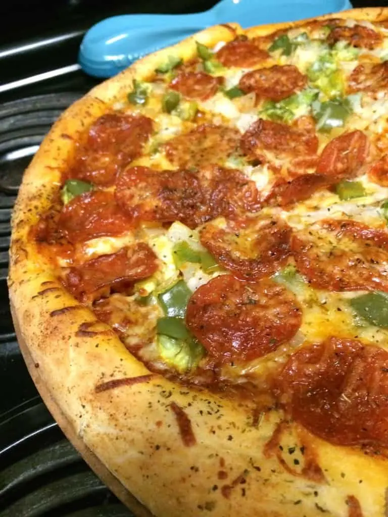 Make Your Own Pizza - Charleston Crafted
