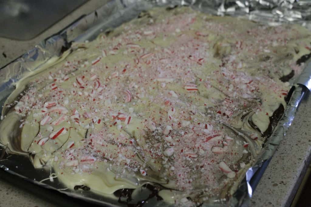 homemade peppermint bark - charleston crafted