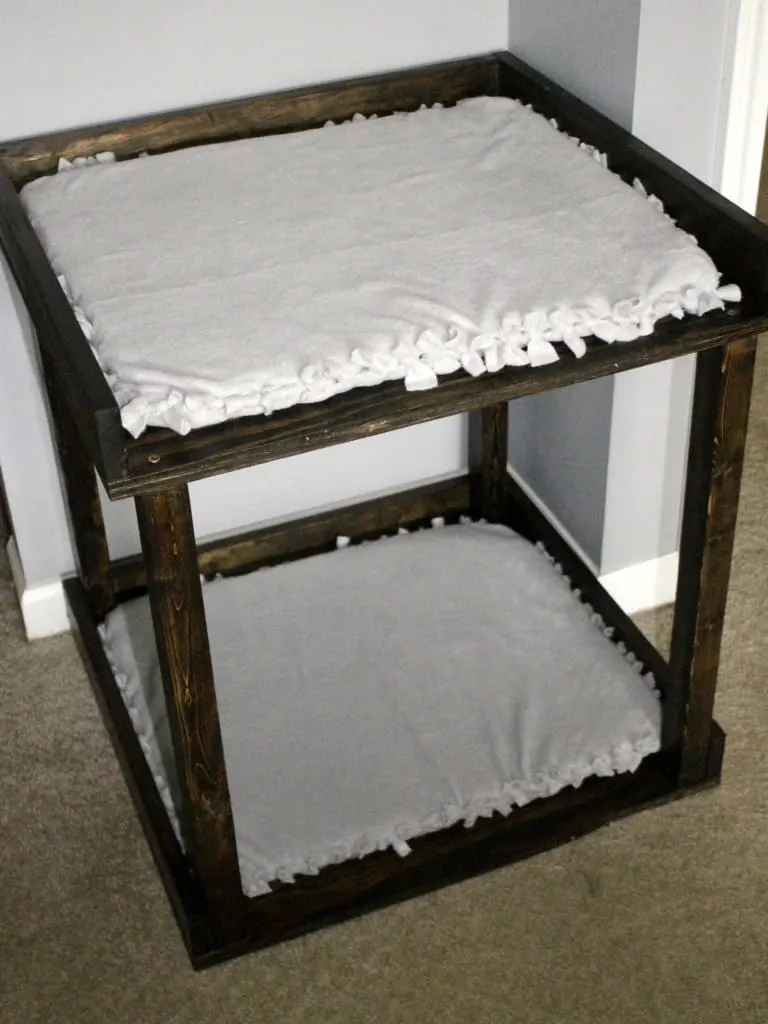 Pet Bed Love Bunks - Charleston Crafted