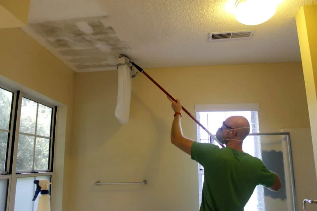 Our Top Tips on How to Scrape Popcorn Ceilings