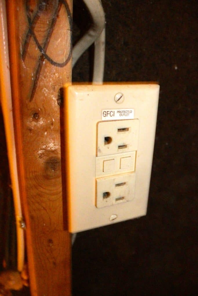What to do if none of your outlets work - Charleston Crafted