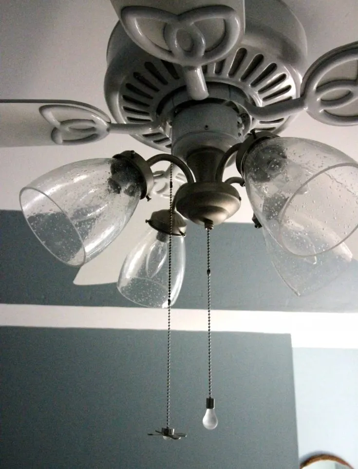 How To Update Modernize Your Ceiling Fan - How To Remove Glass From Ceiling Fan Light