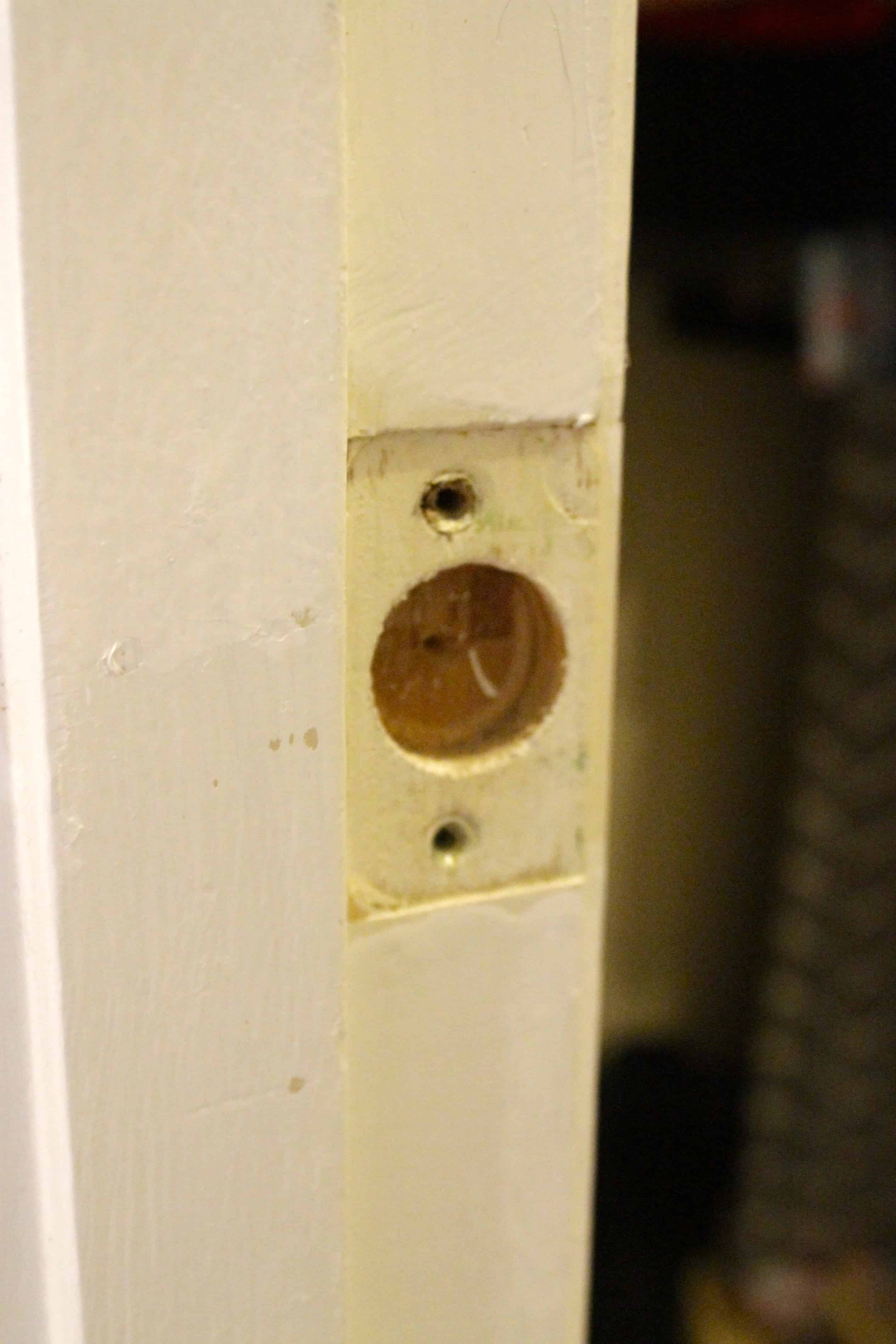 How to Repair a Door Jamb After Removing the Door