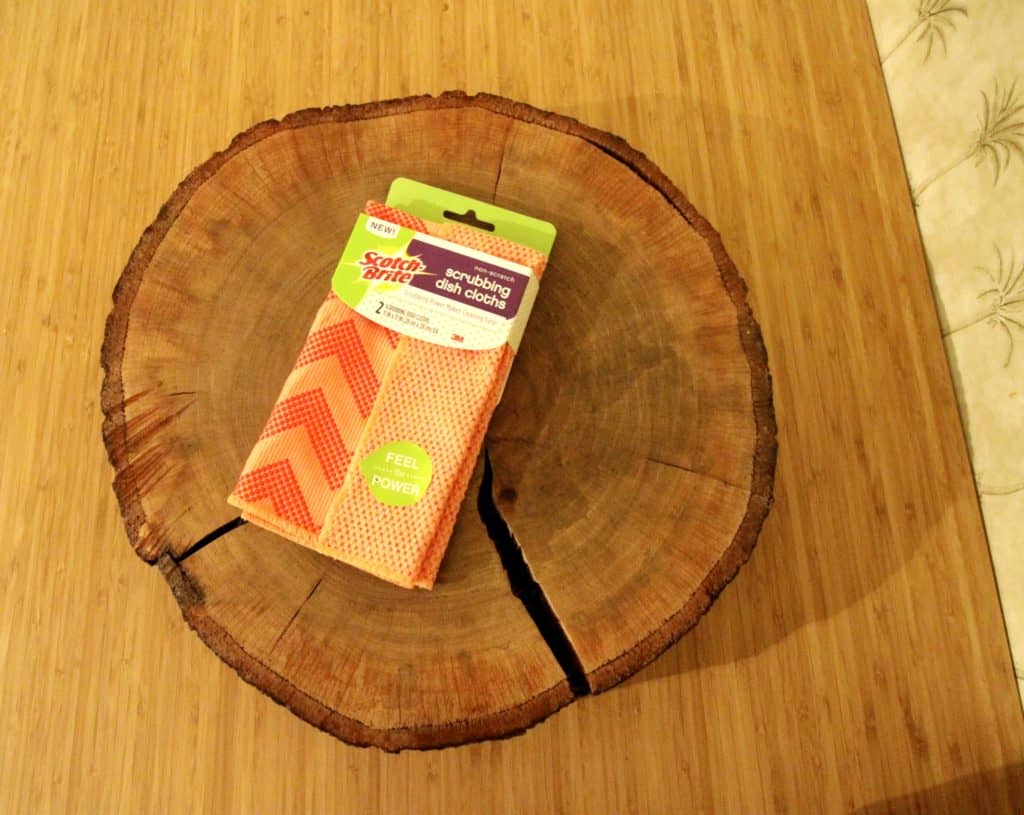 DIY Wood Slice Lazy Susan Tutorial - Charleston Crafted