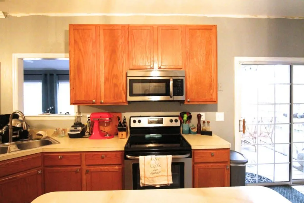 Our Experience Removing Wallpaper - How to DIY Remove Wall Paper - Charleston Crafted
