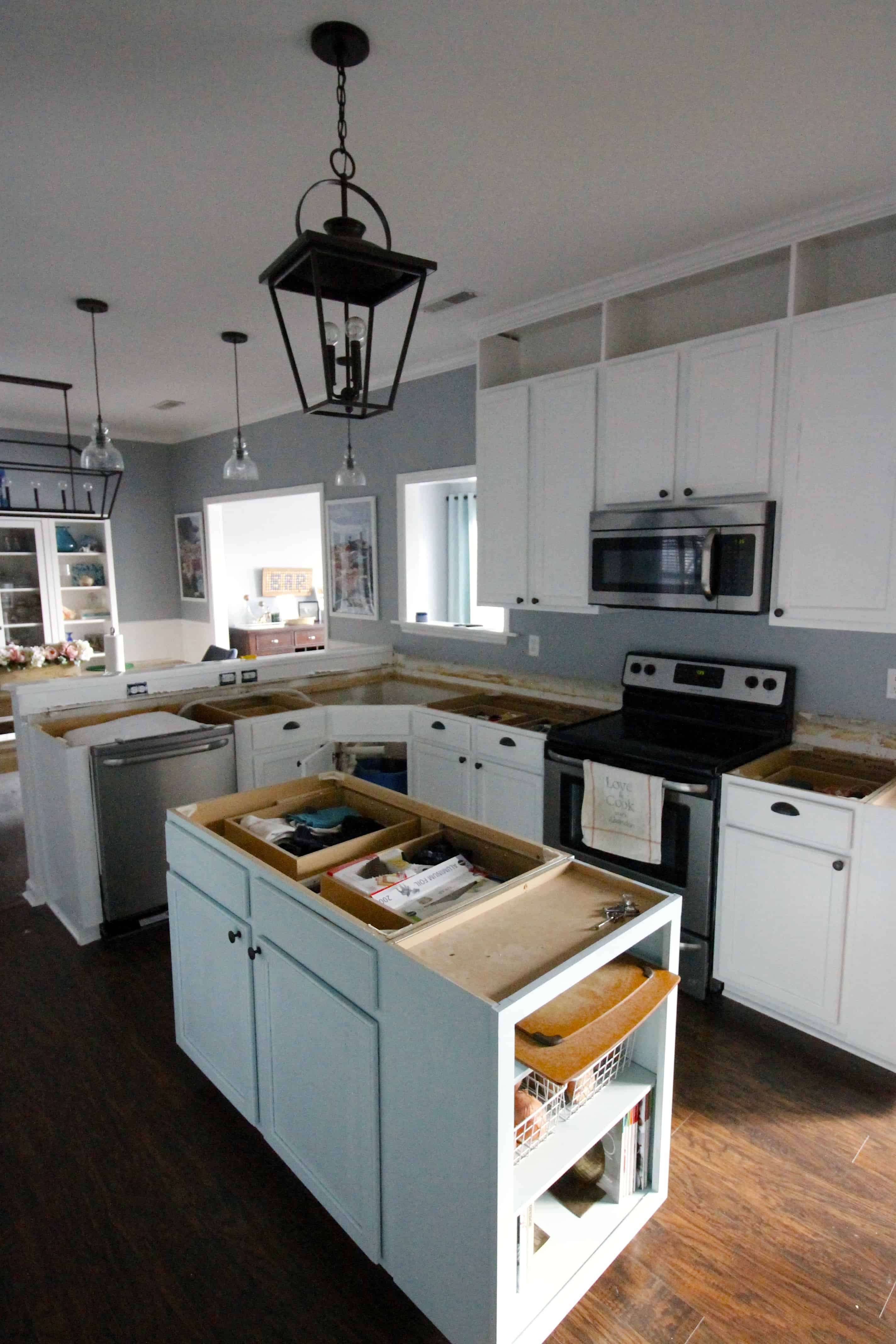 How To Remove Laminate Countertop Backsplash Without Damaging