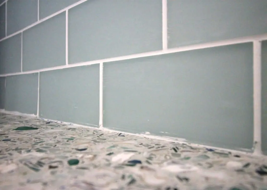 How to Hang a Tile Bar Glass Subway Tile Kitchen Backsplash - Charleston Crafted