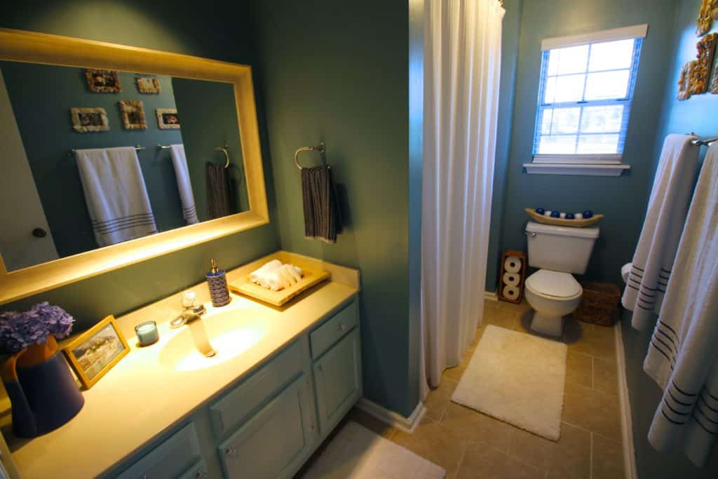 5 Ways to Give Your Bathroom an Instant Rustic Refresh - Charleston Crafted