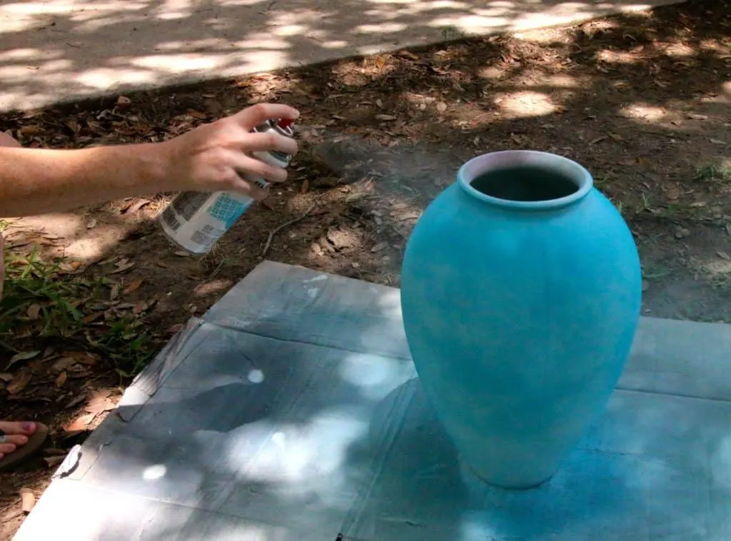 Thrift Games: Upcycling a Vase & Chips and Salsa Tray into a Porch Side Table - Charleston Crafted