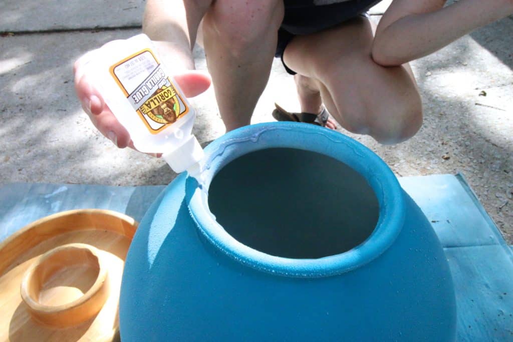 Thrift Games: Upcycling a Vase & Chips and Salsa Tray into a Porch Side Table - Charleston Crafted