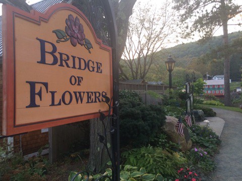 Our New England Leaf Peeping Recap - Charleston Crafted