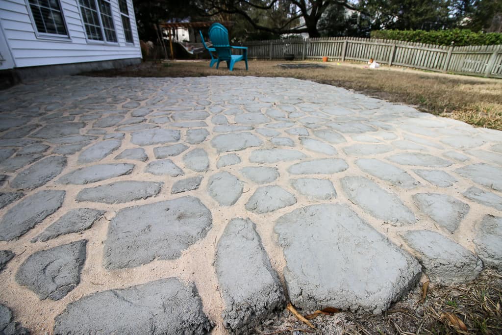Quikrete Walkmaker Pavers, How To Install Flagstone Patio With Polymeric Sand