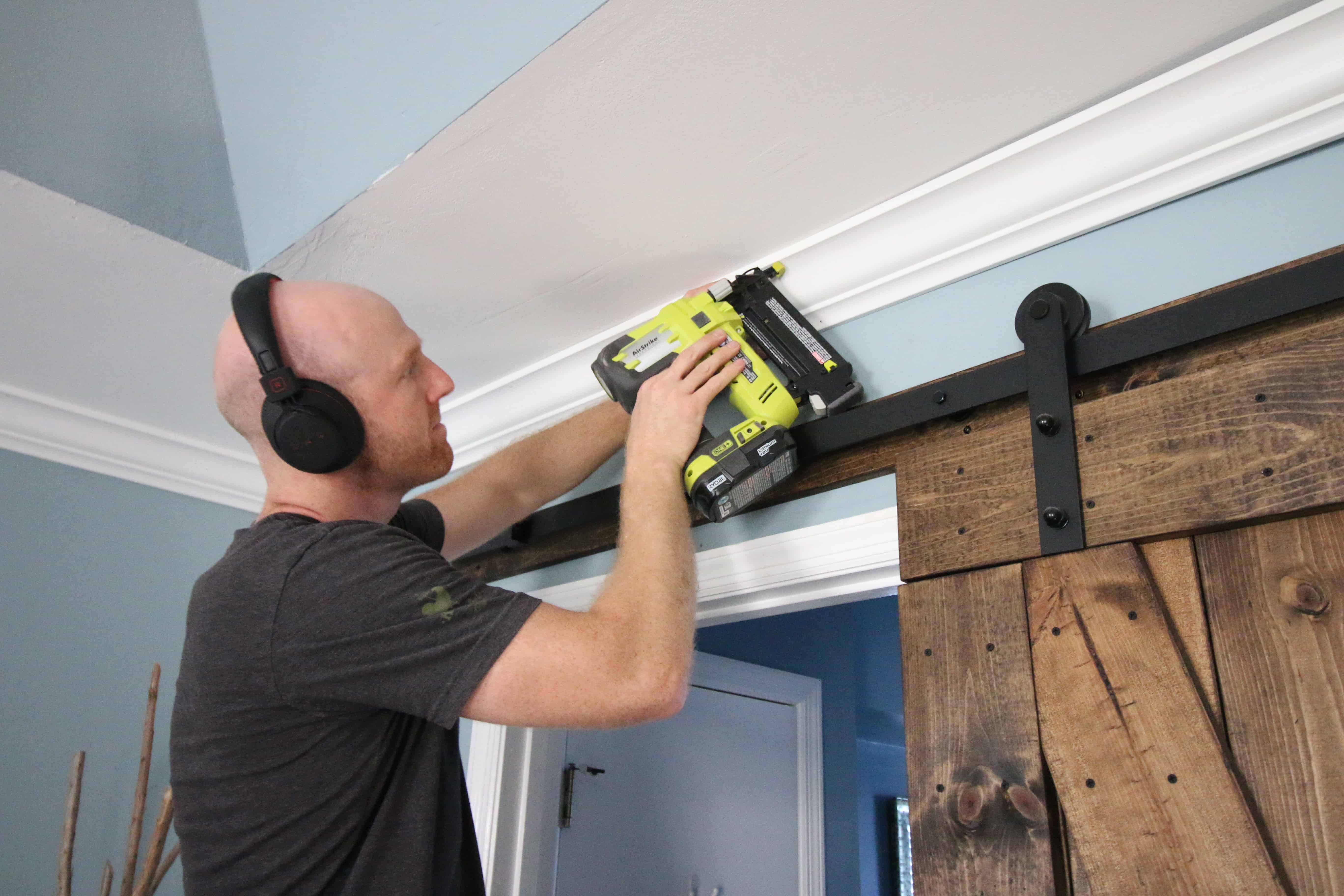 How to Hang Crown Molding