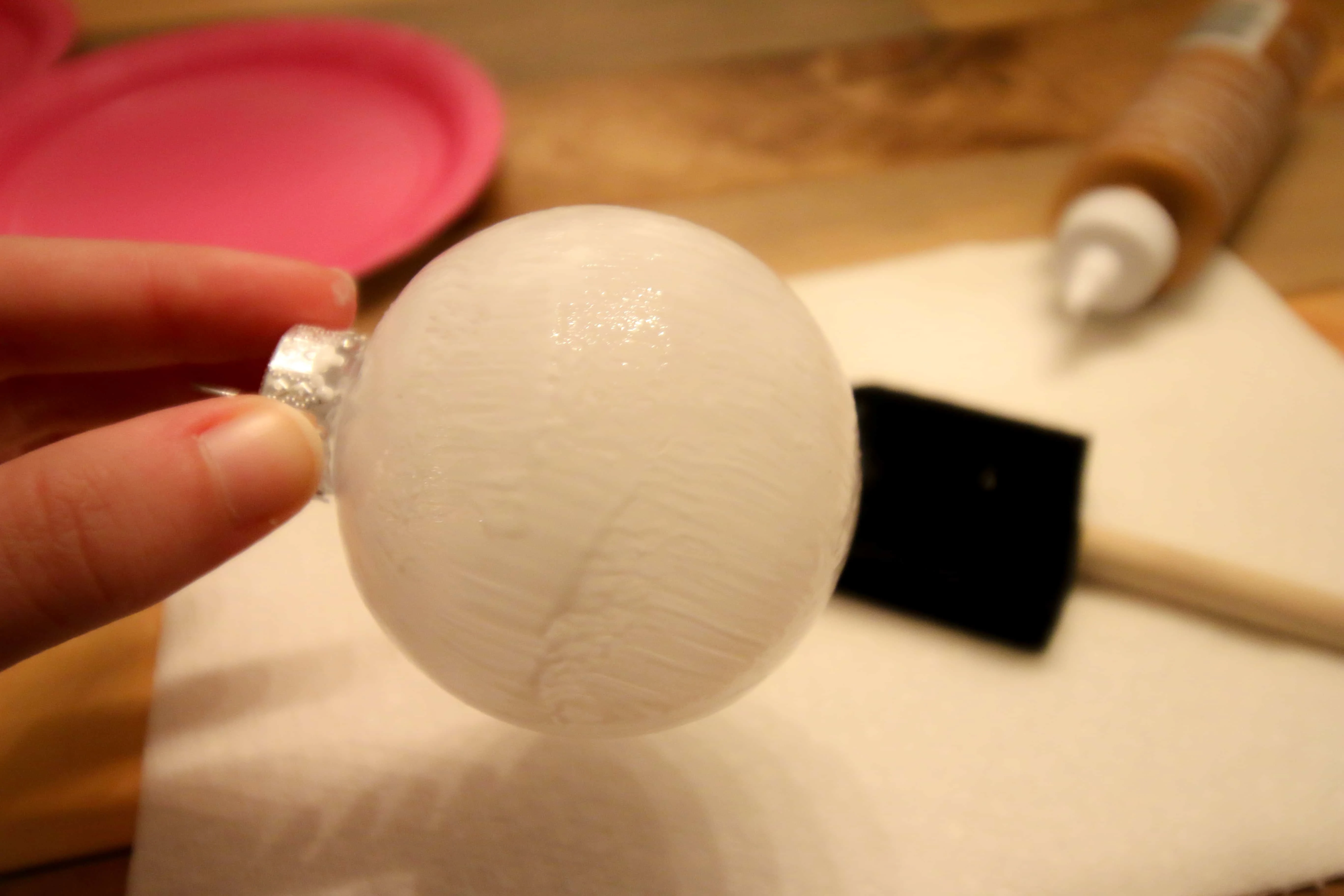 DIY Sand Ball Ornament via Charleston Crafted