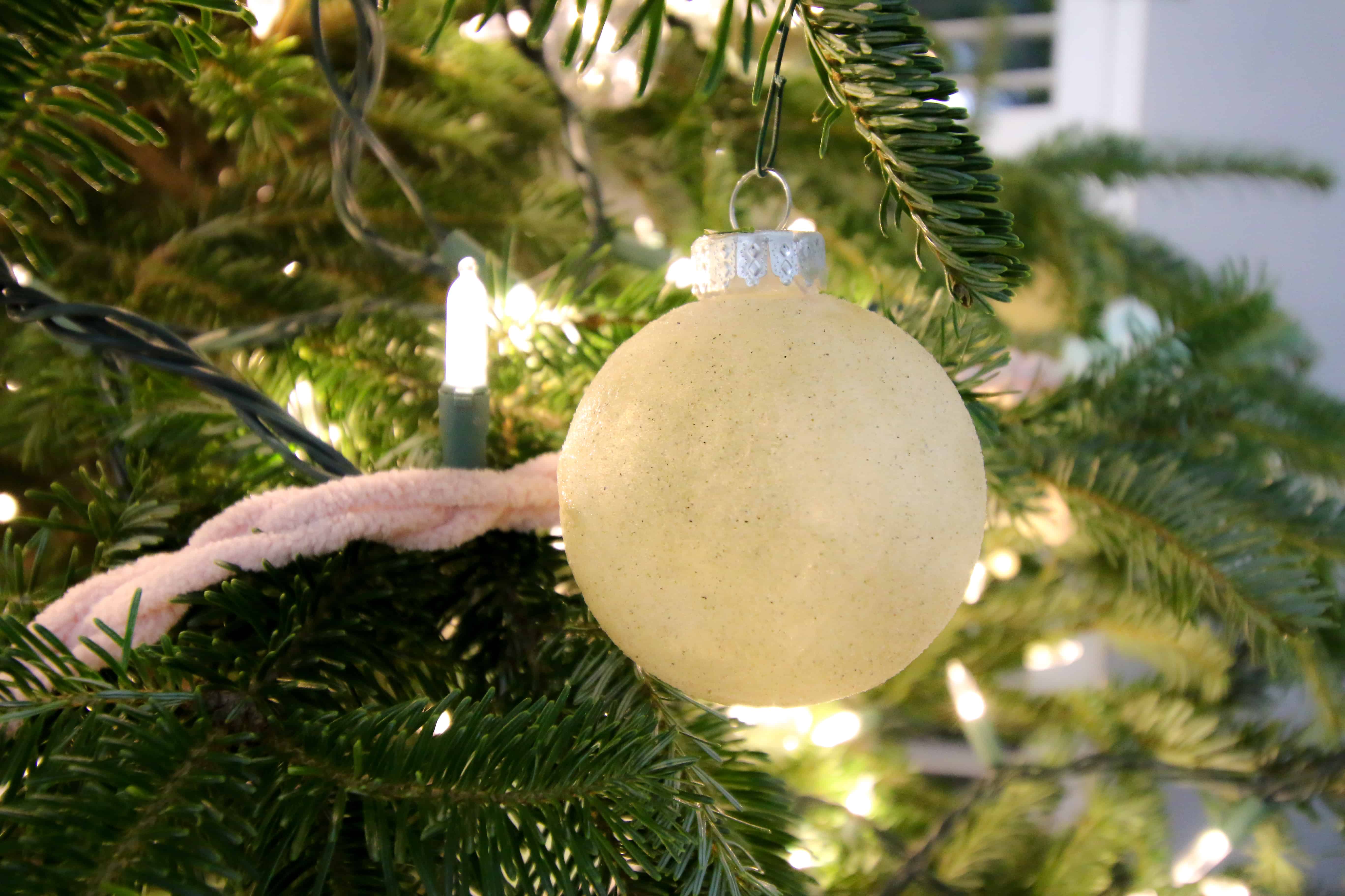 DIY Sand Ball Ornament