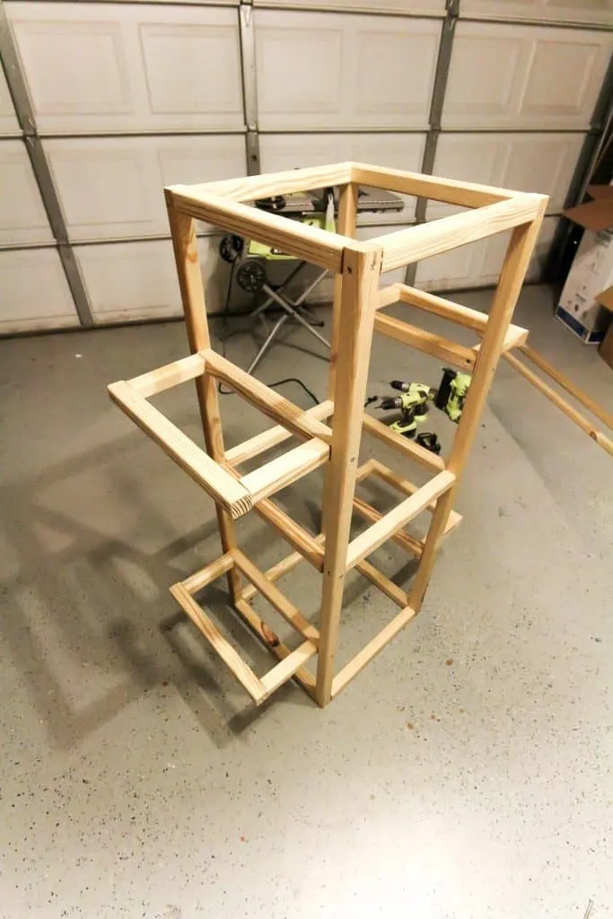 Outdoor Rolling Plant Stand - Charleston Crafted
