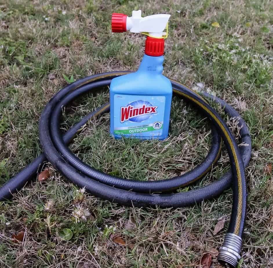 How to Clean Outdoor Windows with Windex Outdoor Sprayer