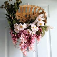 How to make a tobacco basket wreath