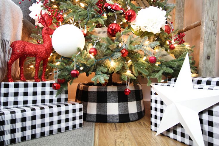 7 DIY Christmas Tree Collar Ideas