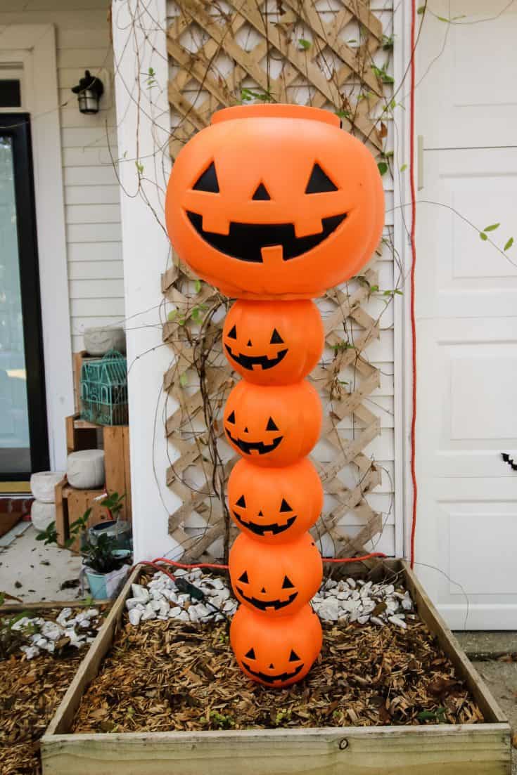 Cheap DIY Halloween Decorations - The Gracious Wife