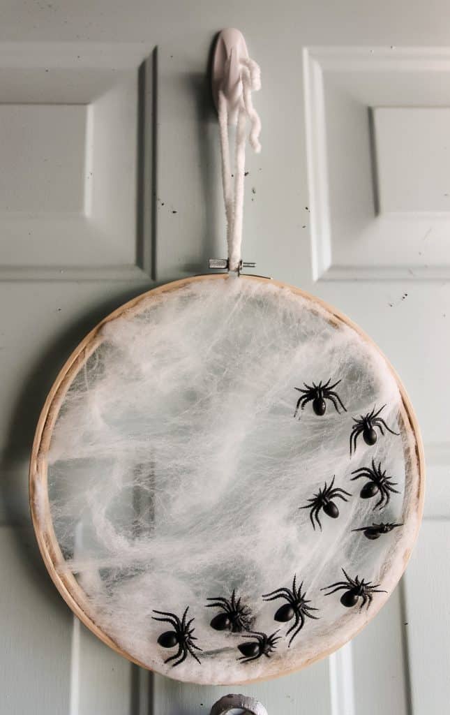 How to Make an Embroidery Hoop Spiderweb Wreath