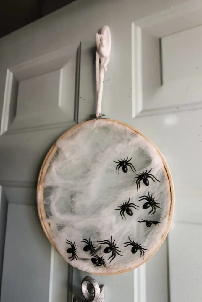 How to Make an Embroidery Hoop Spiderweb Wreath