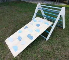 DIY Foldable Pikler Triangle – with Printable PDF Plans!