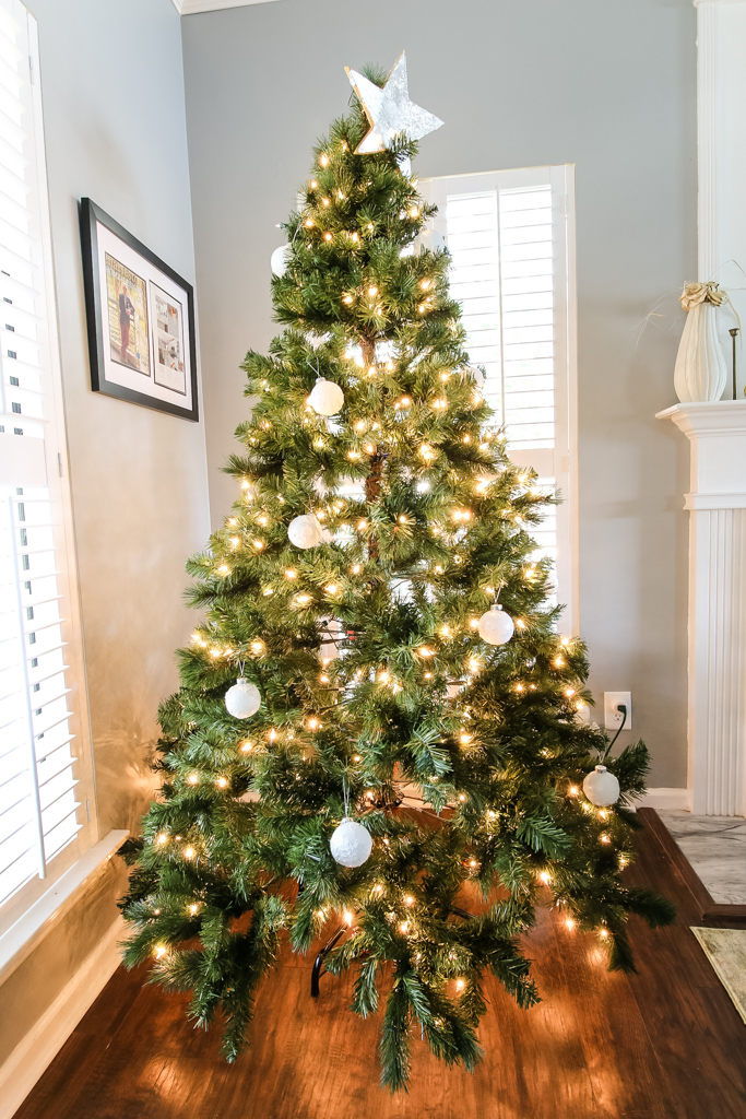 DIY Snowball Ornaments