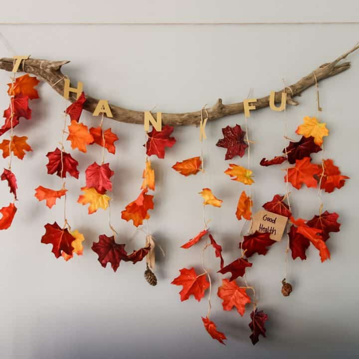 How to make a Thankful wall hanging