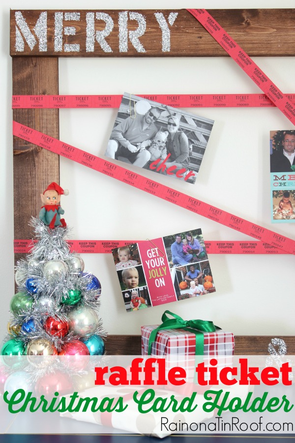 Featured image of post Christmas Cards Wall Decor / Think of christmas card holders as bonus holiday decorations.