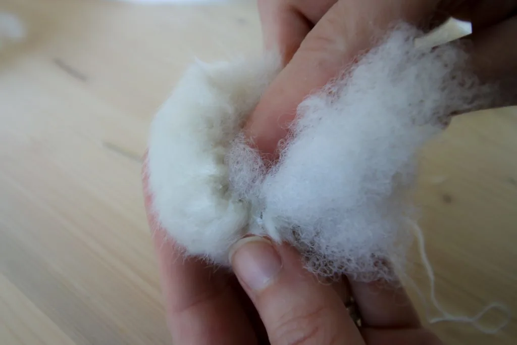 How to make a fur ball pom pom ornament