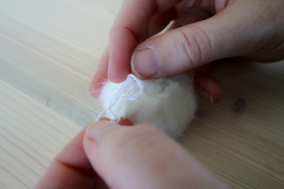 How to make a fur ball pom pom ornament