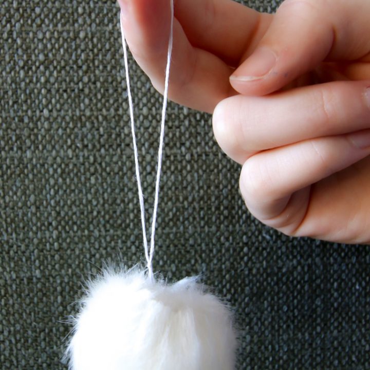 How to make fur pom poms