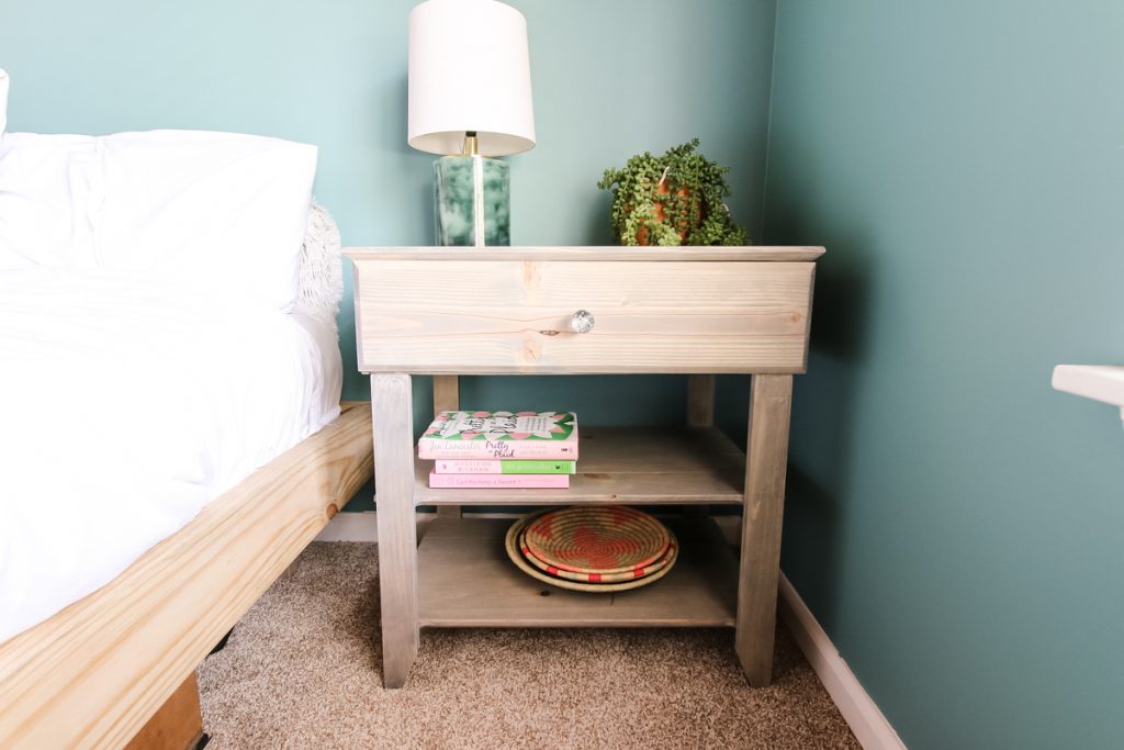 Final nightstand with drawer