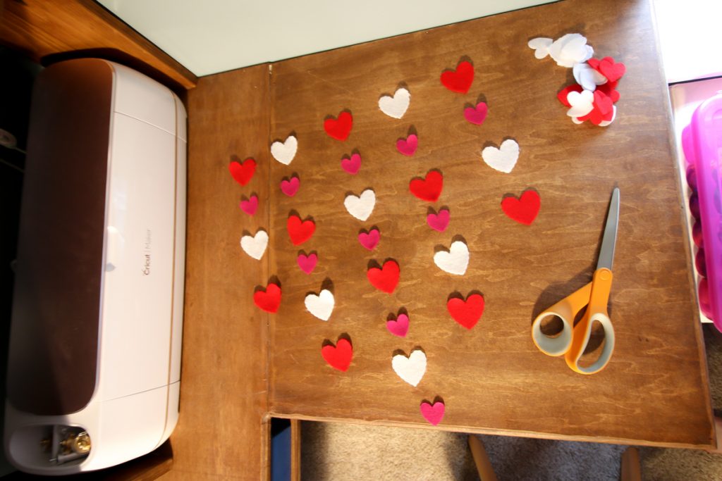 How to make a Cupid's Arrow Valentine's Day Wall Hanging