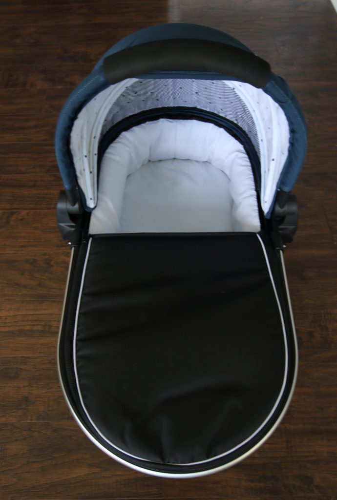 Mockingbird Carriage Bassinet