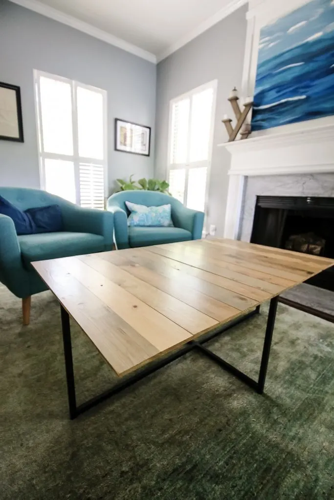 How to use a Kreg Jig to make a tabletop - Charleston Crafted